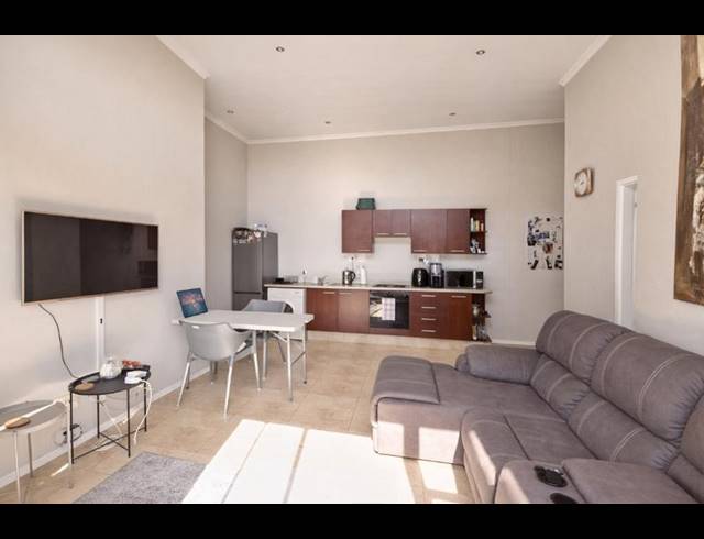 2 BEDROOM PROPERTY TO RENT IN UMHLANGA RIDGE